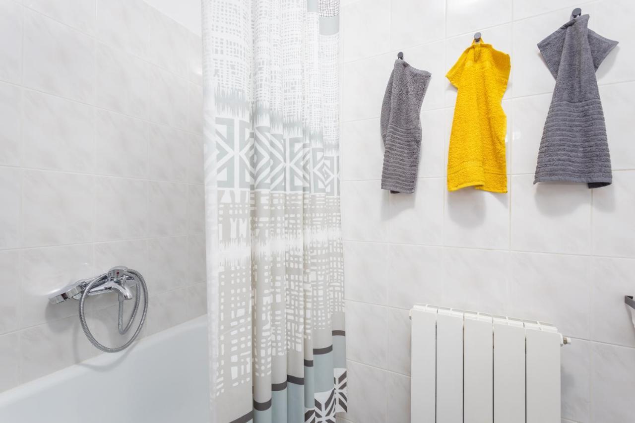 Laveruda Apartment With Balcony And Free Parking プーラ エクステリア 写真